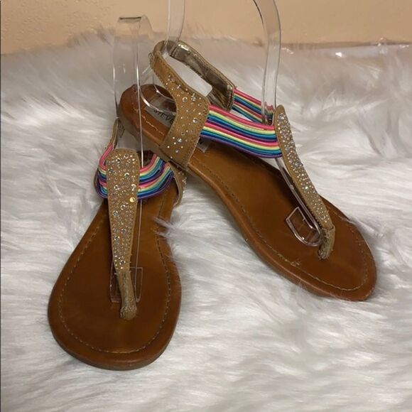 Steve Madden Girls Sandals - Picture 1 of 7